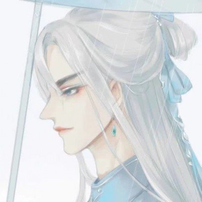 新易盛股价一年涨1000%